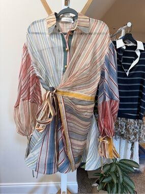 eiza gonzalez gold dress ZIMMERMANN GOLDEN FLORAL 'VACAY' BUTTON-UP MINI DRESS WITH BEADED TIE –  Rewind Couture main image 1